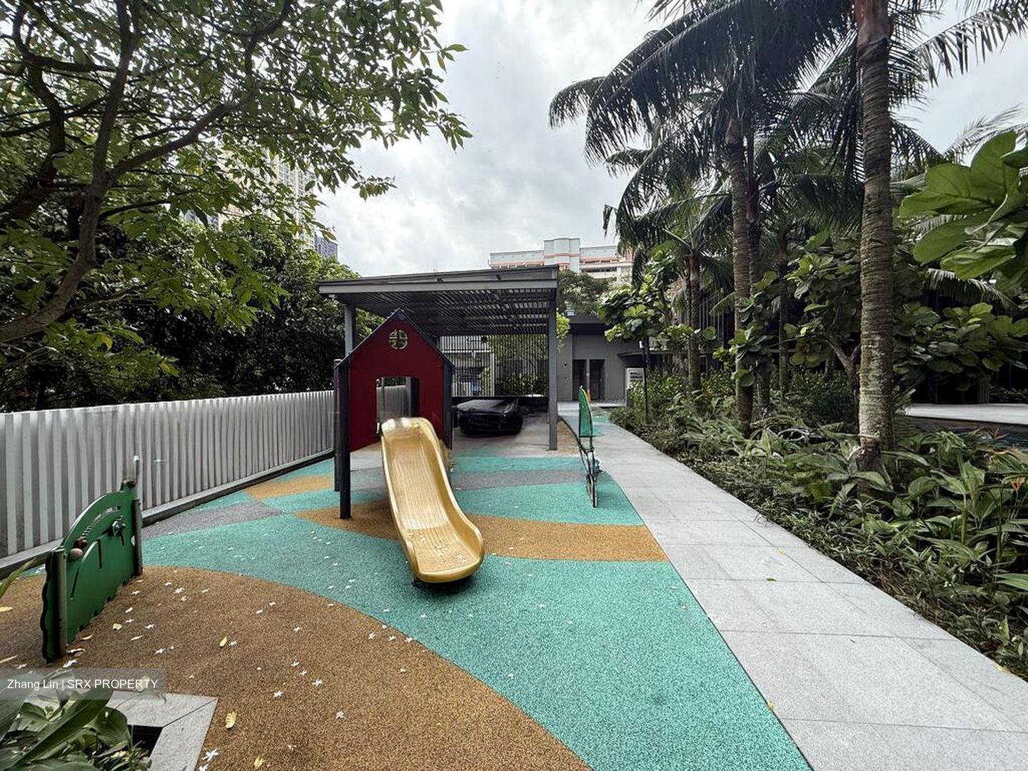 Commonwealth Towers (D3), Condominium #518301451